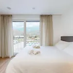 Bright & Modern In