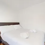 Bright & Modern In Apartament *