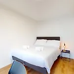 Bright & Modern In Apartament *
