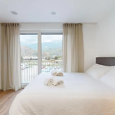 Bright & Modern In