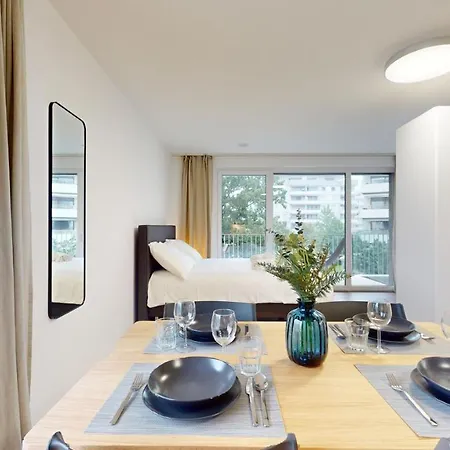Bright & Modern In Apartmán