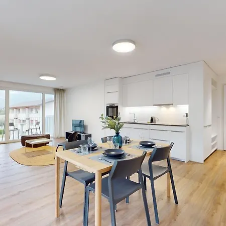 Bright & Modern In סיון