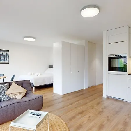 Bright & Modern In דירה *