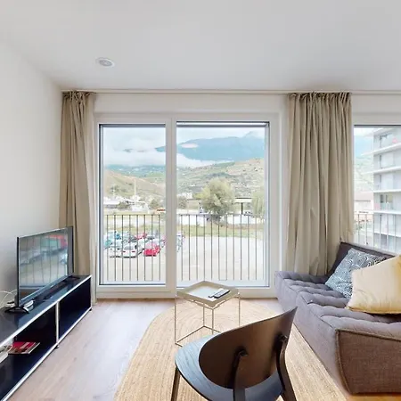 Bright & Modern In *