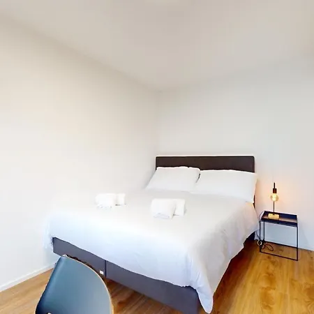 Bright & Modern In Apartmán *