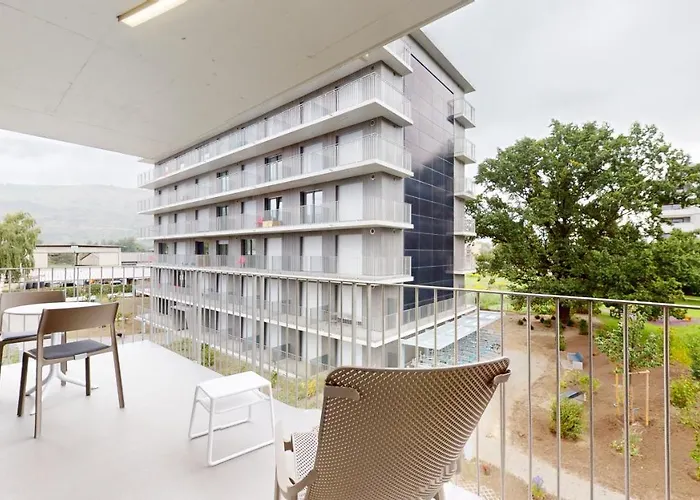 Bright & Modern In *