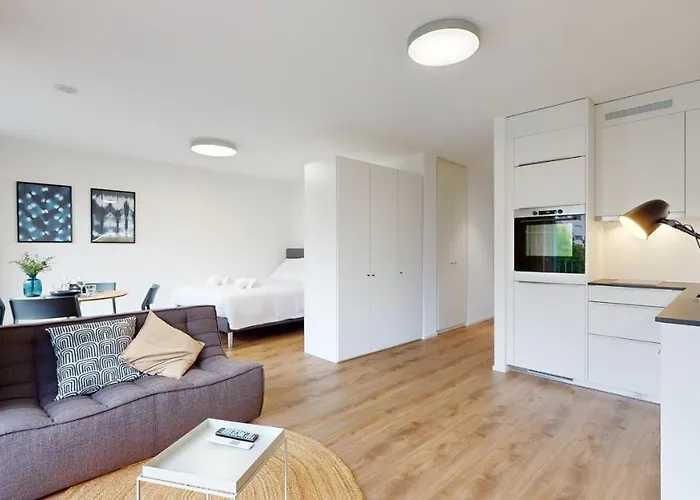 Bright & Modern In شقة *