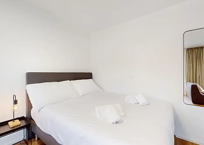 Bright & Modern In شقة *