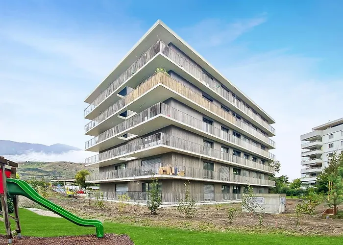 Bright & Modern In アパート シオン