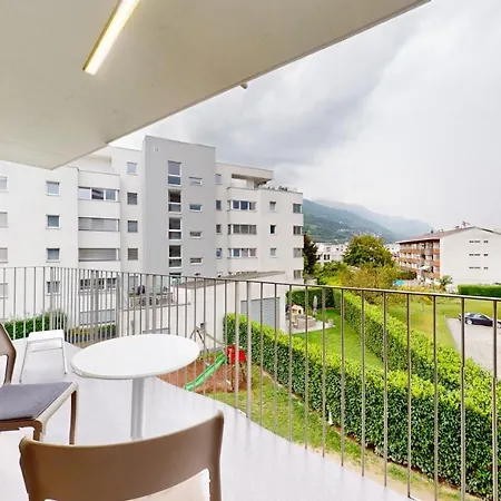 Bright & Modern In Lägenhet